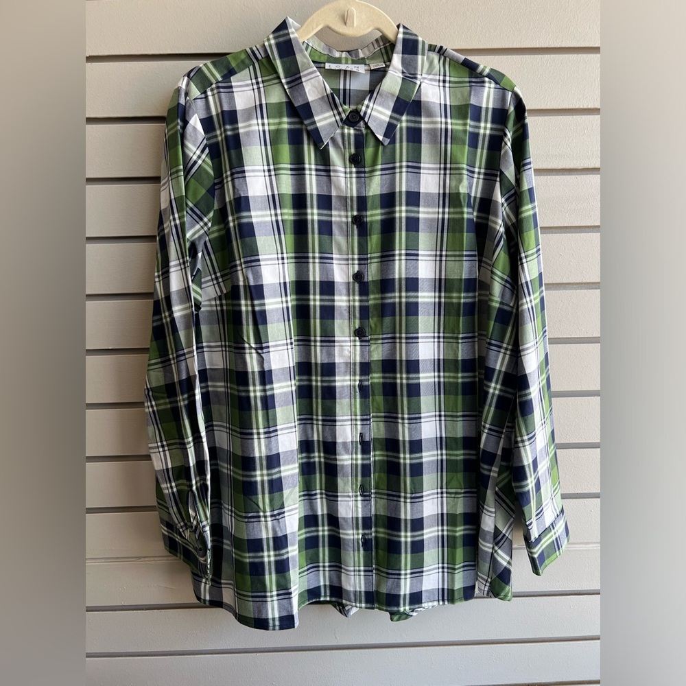 Joan Rivers Womens Cotton Plaid Long Sleeve Shirt. Size L. Excellent condition